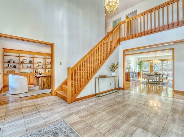 28 Blueberry Lane, Lincoln MA 01773