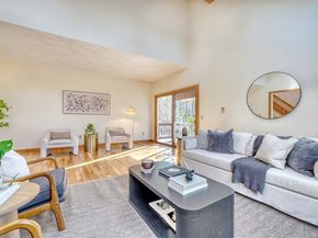 28 Blueberry Lane, Lincoln MA 01773