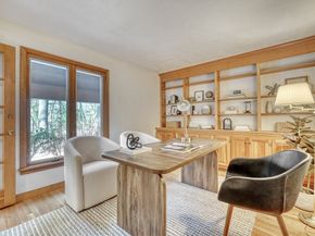 28 Blueberry Lane, Lincoln MA 01773