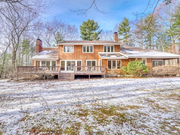 28 Blueberry Lane, Lincoln MA 01773