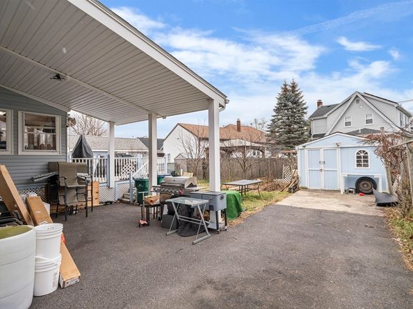 86 Parkland Ave, Lynn MA 01904