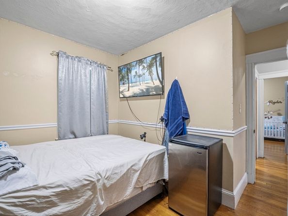 86 Parkland Ave, Lynn MA 01904