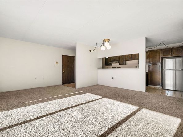 30 Skyline Dr 6, Braintree MA 02184