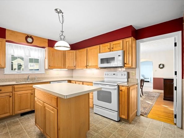 1 Ashcroft St, Auburn MA 01501