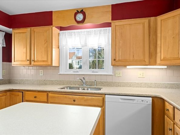 1 Ashcroft St, Auburn MA 01501