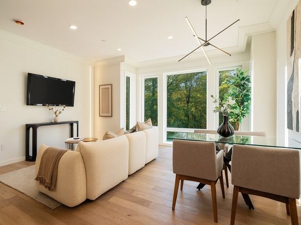 388 Washington Street 302, Quincy MA 02169