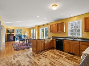 303 School St, Acton MA 01720