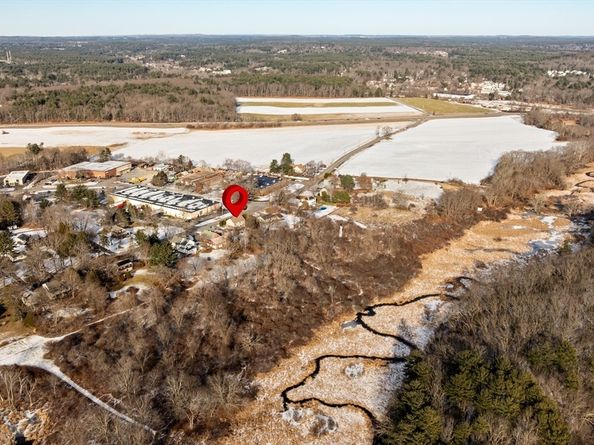 303 School St, Acton MA 01720