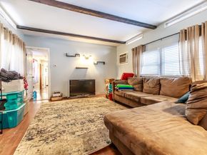 195 Shoreline Dr, Billerica MA 01862