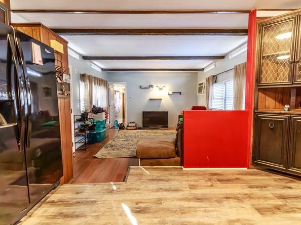 195 Shoreline Dr, Billerica MA 01862