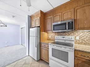 137 Franklin St 406, Stoneham MA 02180