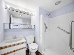 137 Franklin St 406, Stoneham MA 02180