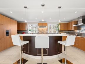 84 Royalston Rd, Wellesley MA 02481