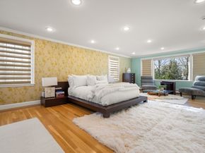 84 Royalston Rd, Wellesley MA 02481