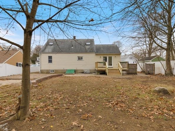 4 Maywood Terrace, Woburn MA 01801