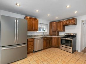 4 Maywood Terrace, Woburn MA 01801