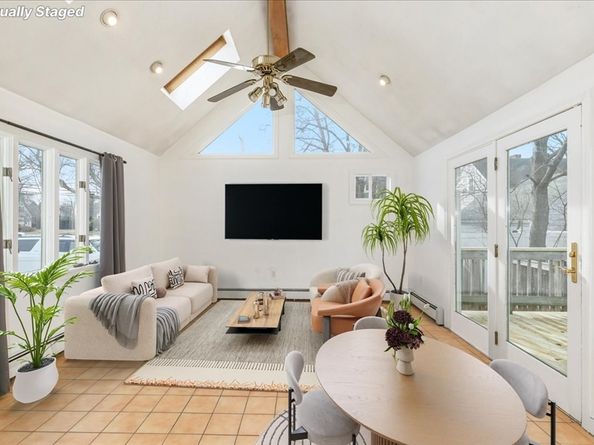 4 Maywood Terrace, Woburn MA 01801