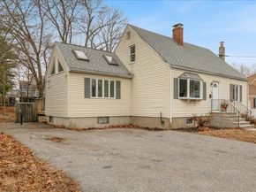 4 Maywood Terrace, Woburn MA 01801