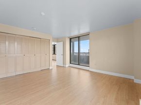 77 Adams St 610, Quincy MA 02169