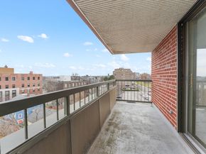 77 Adams St 610, Quincy MA 02169