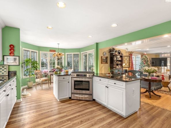 29 Stop River Rd, Norfolk MA 02056