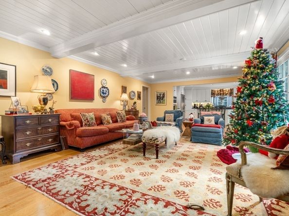 29 Stop River Rd, Norfolk MA 02056