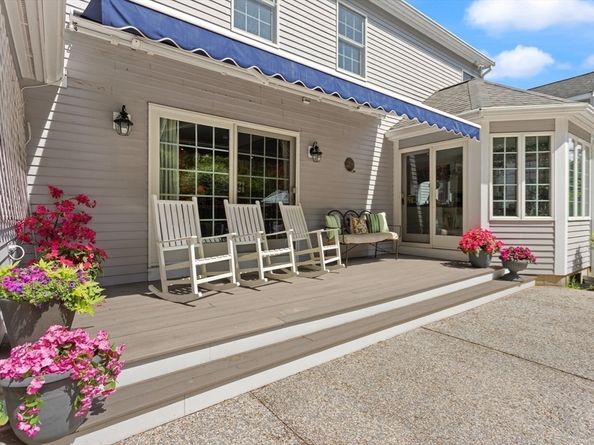 29 Stop River Rd, Norfolk MA 02056