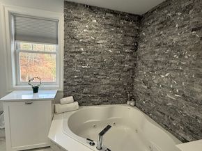 30 Aprils Way, Tewksbury MA 01876