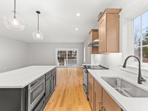 35 Leonard Street 3, Bridgewater MA 02324