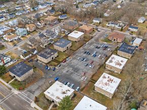 11 Auna Dr 6, Brockton MA 02301