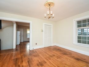 13 Ash St, Quincy MA 02171