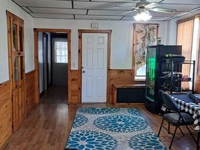 360 Hamilton St, Worcester MA 01604