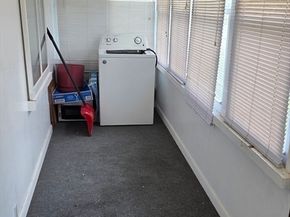 360 Hamilton St, Worcester MA 01604