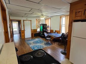 360 Hamilton St, Worcester MA 01604