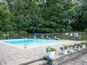 48 Fox Meadow Rd G, Leominster MA 01453