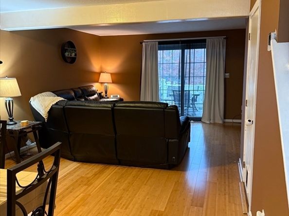 48 Fox Meadow Rd G, Leominster MA 01453