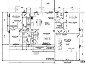 31 Cross Rd, Rochester MA 02770