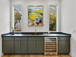 161 Cushing St, Cambridge MA 02138