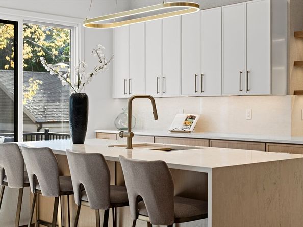 161 Cushing St, Cambridge MA 02138