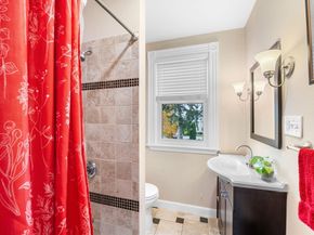 73 Orange St 2, Waltham MA 02453