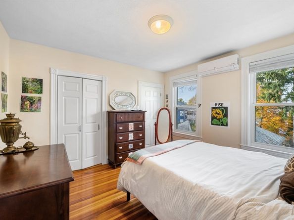 73 Orange St 2, Waltham MA 02453