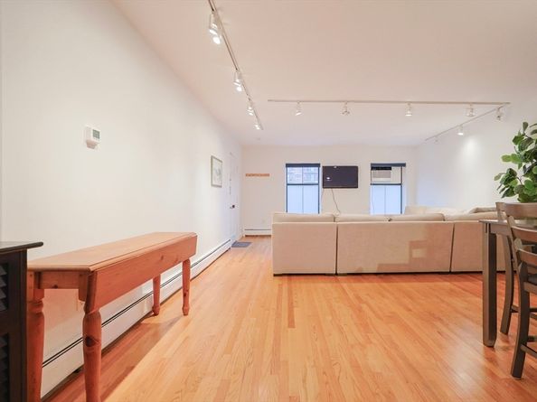 69 E Berkeley St 1, Boston MA 02118