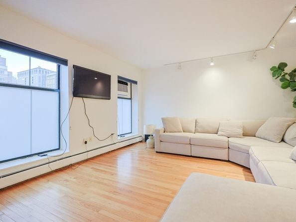 69 E Berkeley St 1, Boston MA 02118