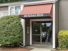 40 Silver Hill Ln 4, Natick MA 01760
