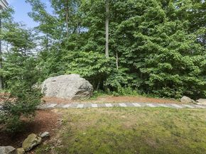 40 Silver Hill Ln 4, Natick MA 01760