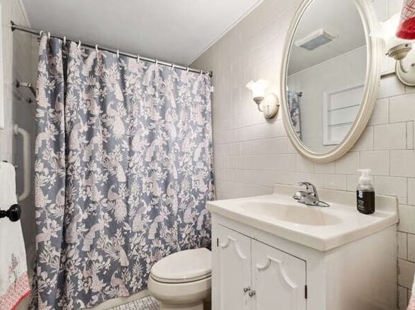 115 Quinn Rd, Lynn MA 01904