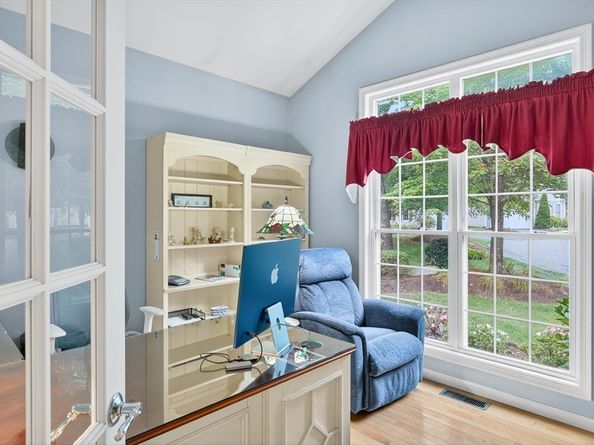 14 Picket Fence, Plymouth MA 02360