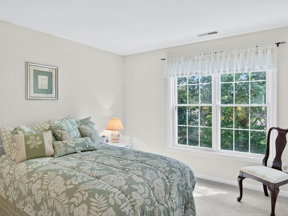 14 Picket Fence, Plymouth MA 02360