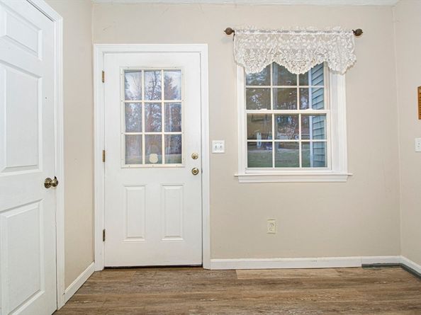 55 Pommogussett Rd, Rutland MA 01543