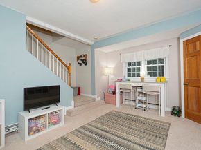 55 Pommogussett Rd, Rutland MA 01543
